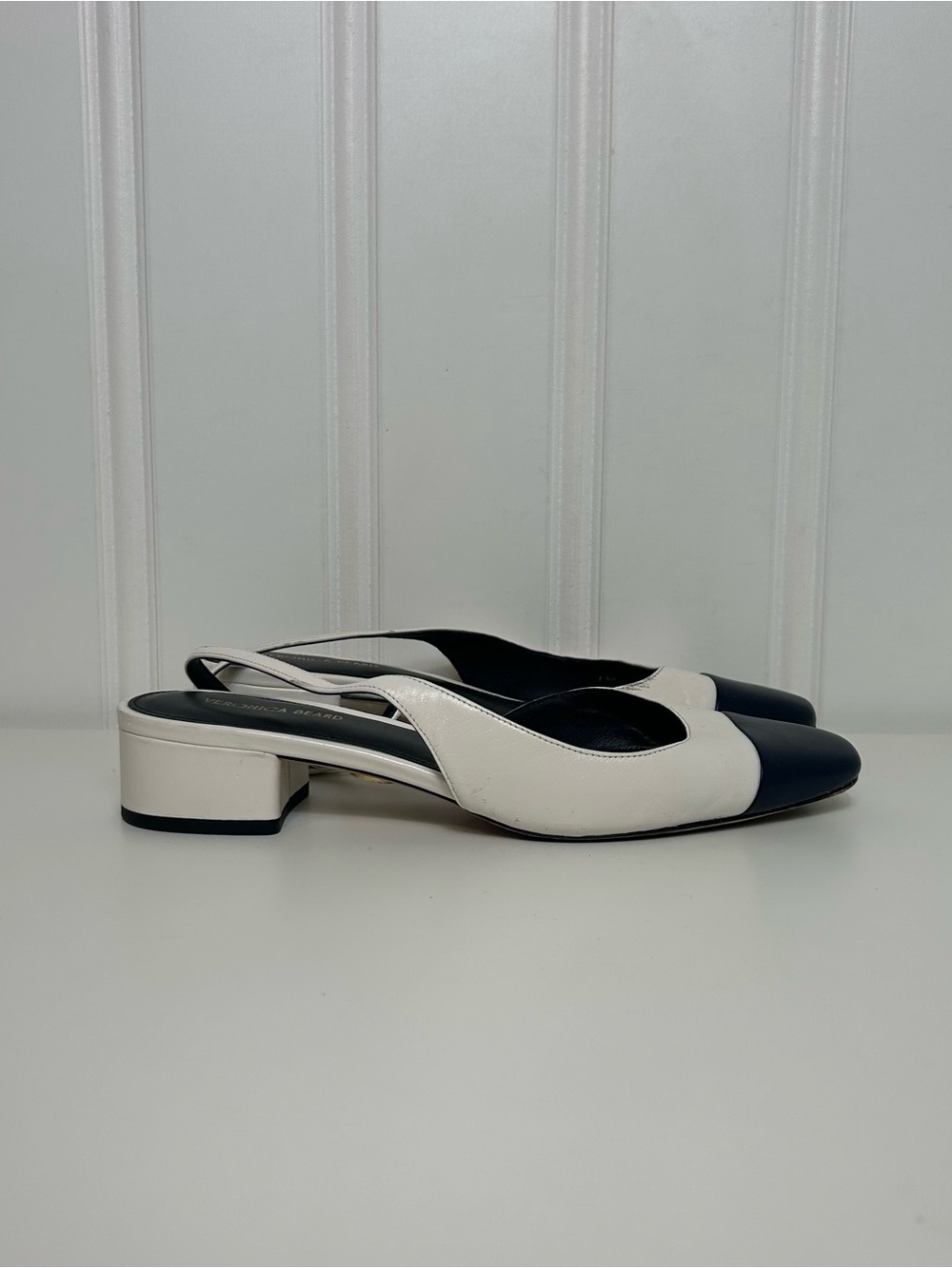Veronica Beard sling back cap toe white navy blue black women’s 7.5